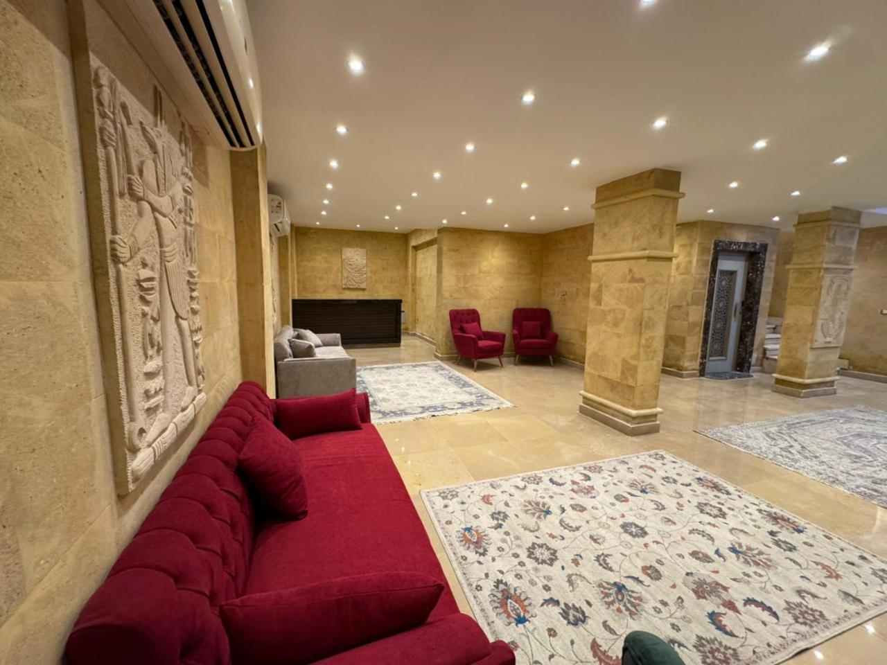 Mirage Pyramids View Hotel Nazlet el-Sisi Exterior photo